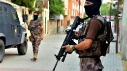 Adana merkezli 3 ile şafak vakti DEAŞ operasyonu