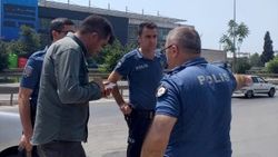 Hırsızlar 110 bin lirayı çalıp kaçtı