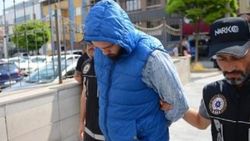 Eskişehir'de bahçesinde 545 kök Hint keneviri yetiştirdi