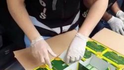 Adana'da çay görünümlü kaçak sigara sevkiyatı