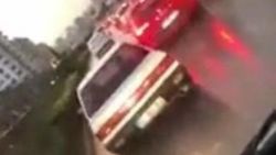 Adana'da ambulansa yol vermeyen sürücü