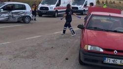Kırıkkale'de zincirleme trafik kazası: 5 yaralı