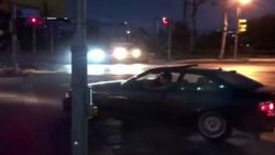 İstanbul'da yol kapatıp drift yapan maganda