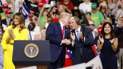 Trump seçim kampanyasına başladı