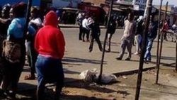 Afrika'da tecavüz eden zanlının testisleri kesildi