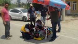 Antalya'da enerji hattı çeken işçi direkten düştü