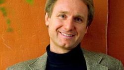 İlginç yönleri ile Dan Brown