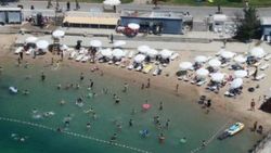 İstanbullular Caddebostan sahiline akın etti