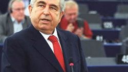 Rum Yönetimi eski lideri Hristofyas hayatını kaybetti