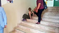 Oy kullanmaya yetişemeyen kadın fenalaştı