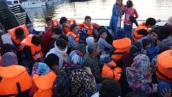 Çanakkale'den kaçmaya çalışan 41 göçmen yakalandı