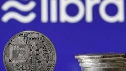 Dolandırıcılar, Facebook'un kripto parası Libra'yı kullanıyor