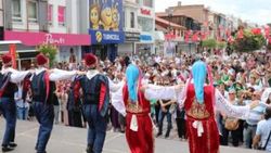 Edirneli, Balkan Folklor Festivali'yle eğlendi