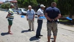 Balıkesir'de 'bu cadde benim' dedi, yolu kapattı