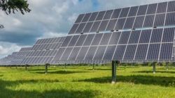 Araştırmacılar, güneşten elektrik üretip suyu temizleyen cihaz yaptı