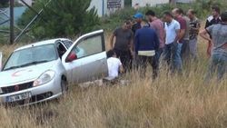 Arnavutköy'de otomobil şarampole yuvarlandı