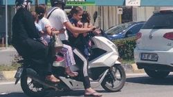 Hatay'da bir motosiklete 6 kişi bindi