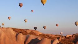 Kapadokya’da balon turları bugün için iptal edildi