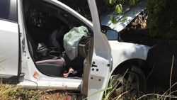 Adıyaman’da otomobil duvara çaptı: 3 yaralı