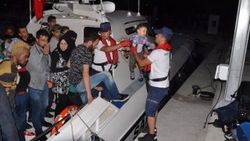 İzmir’de 42 göçmen yakalandı