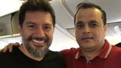 Hakan Atilla'nın uçaktaki fotoğrafının hikayesi