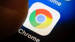 Google Chrome, iOS cihazlarda kredi kartlarını tarayabilecek