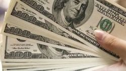 Dolar 5.55'in altında