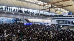 Hong Kong'da tüm uçuşlar iptal edildi