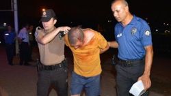 Adana'da satırlı saldırgan 3 kişiyi yaraladı