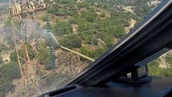 Elektrik hatlarının temizliği helikopterlerle yapılıyor