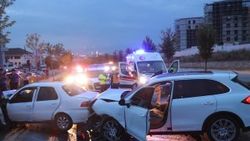 Bursa'da otomobil ile cip çarpıştı: 1 ölü