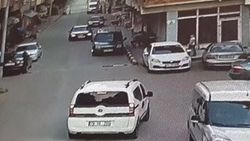 Rakibi belediye başkanının üzerine aracını sürdü