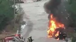 Tokat'ta aniden yanan otomobil mahalleliyi korkuttu