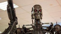 Dev teknoloji şirketleri katil robotlar üretecek