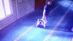 Kartal'da camilere dadanan kablo ve kapı sürgü hırsızı