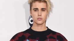 Justin Bieber: İntiharın eşiğinden döndüm
