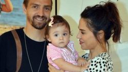 Caner Erkin'in kızı AVM gezmeye başladı