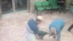 Sultangazi'de hastane içinde eski koca saldırısı