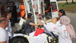Adana'da ambulans kaza yapınca tekrar hastanelik oldu