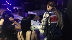 Cinsel istismar hükümlüsünü polis, pavyonda buldu