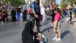 Mersin'de çocukları için yolu kapadılar