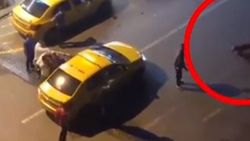 Şevket Çoruh ve meslektaşı dün İzmir'de saldırıya uğradı