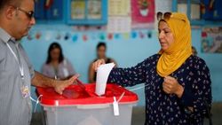 Tunus'ta cumhurbaşkanlığı seçimleri için ikinci tur heyecanı