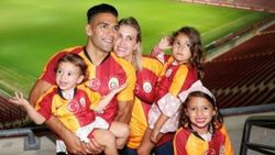 Radamel Falcao'nun eşi Türk lezzetlerini tadıyor