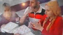 Kuyumcudan yüzük çalan hırsızlar yakalandı