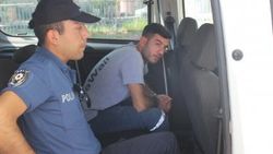 Cinayet zanlısı adına sahte ehliyet almış