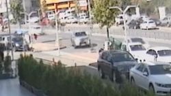 Hastaneye giderken kazada hayatını kaybetti