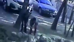 Erzincan'da kaza yem verirken suya düşen küçük çocuk