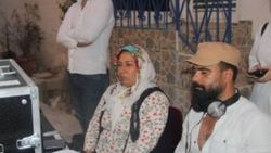 Köyden gelip sinema yapımcısı oldu