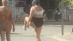 İngiliz turist alkolün dozunu kaçırınca coştu